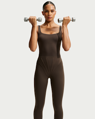 NIKE公式】NikeSKIMS Matte ウィメンズ ハイウエスト コルセット 66cm